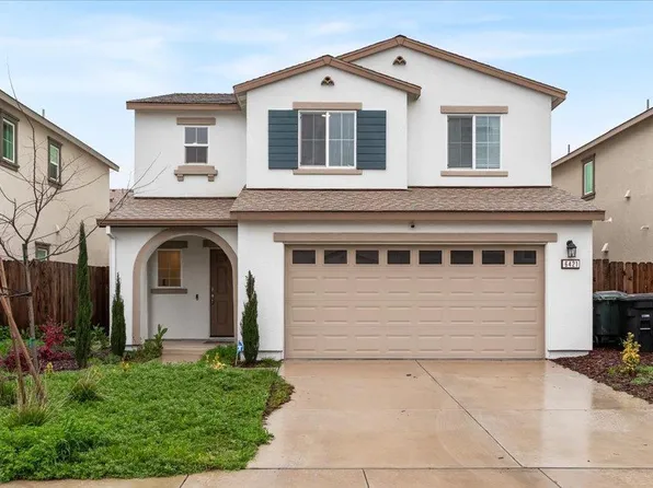 6421 Maple Leaf Ln, Riverbank, CA 95367