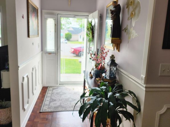 14 Golf Dr, Mays Landing, NJ 08330