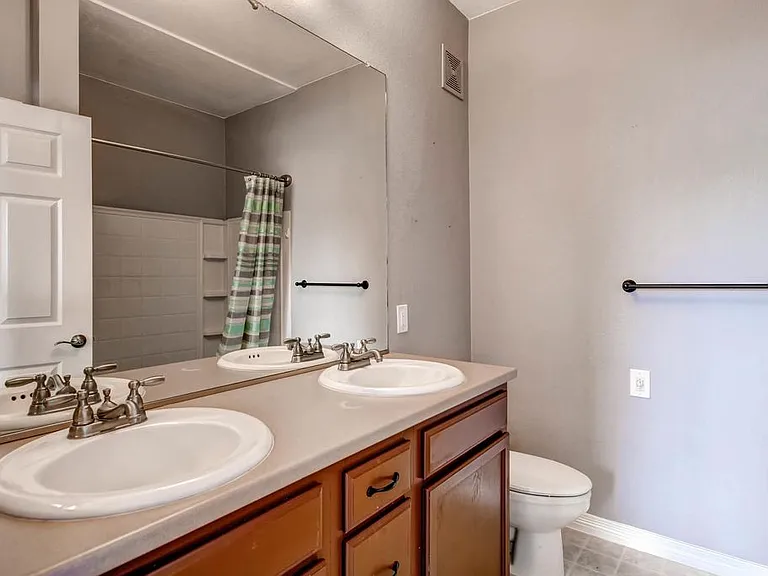 7222 S Blackhawk St #1 — Photo 9