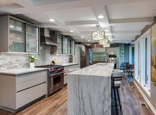 208 Saratoga Circle, Madison, WI 53705