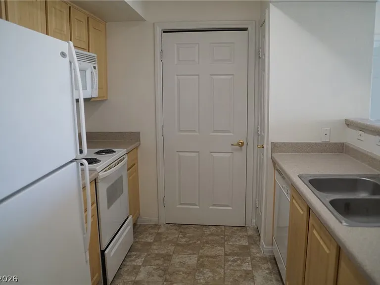 6955 N Durango Dr #3080 — Photo 15