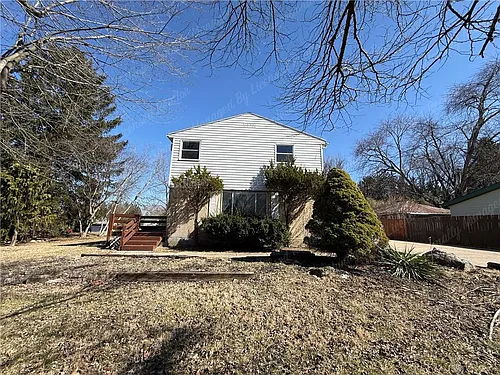 675 Wright St Photo 1