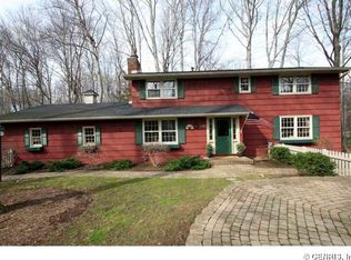 1197 Scandia Dr, Webster, NY 14580