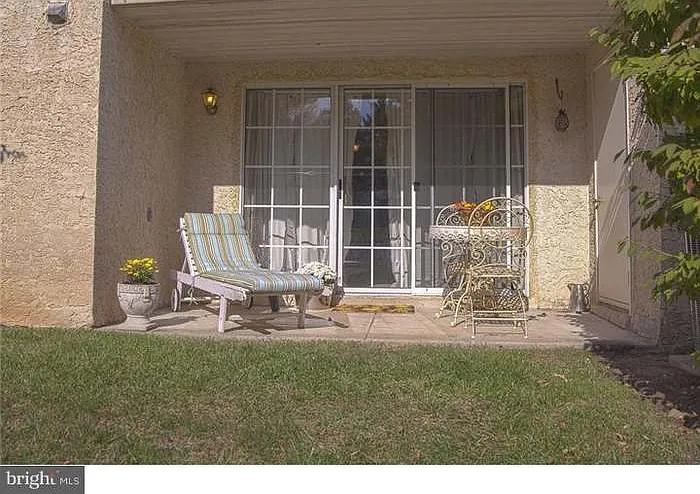 2 bed, 1067 sqft, $2,250 — Photo 3