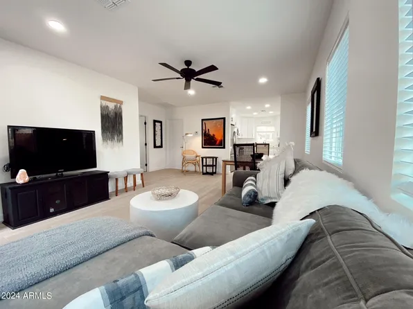 2502 N 29th Pl APT 3, Phoenix, AZ 85008