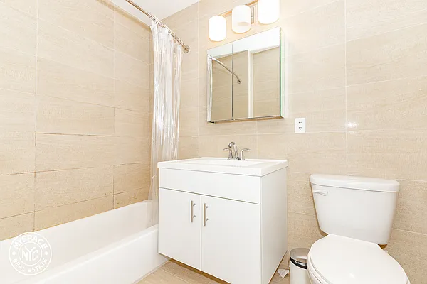 Rented by MySpaceNYC | media 32