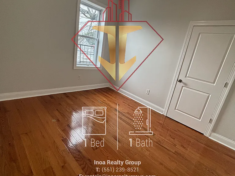 162 Bergen Ave #B4 — Photo 7