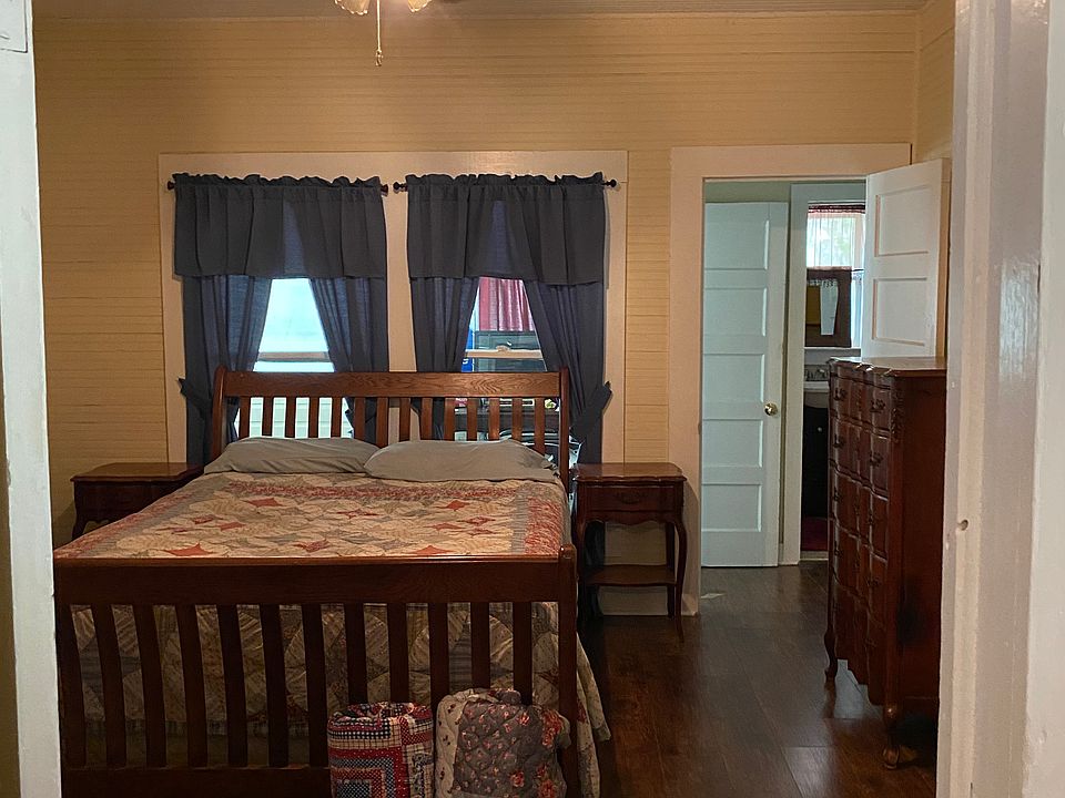 Bedroom (Unfurnished)