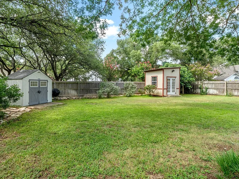 15905 De Peer Ave — Photo 27