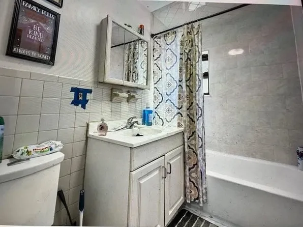 1677 John F Kennedy Boulevard image 5 of 10