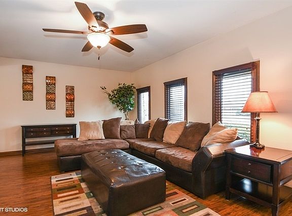 3rd image of 15651 Calypso Ln