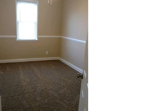 2nd image of 7957 Saint Claire Ln