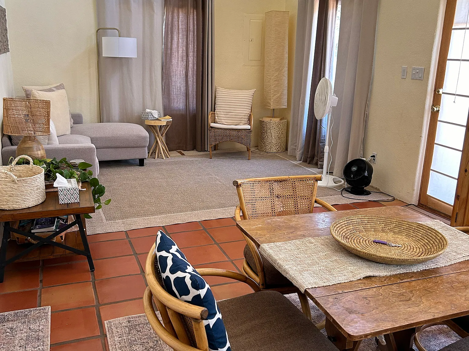 1 bed, 1.5 bath, 900 sqft, $1,700 — Photo 3