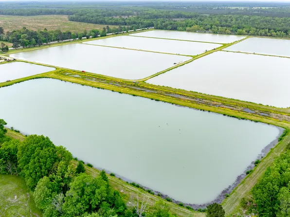 9822 State Highway 37 N, Clarksville, TX 75426