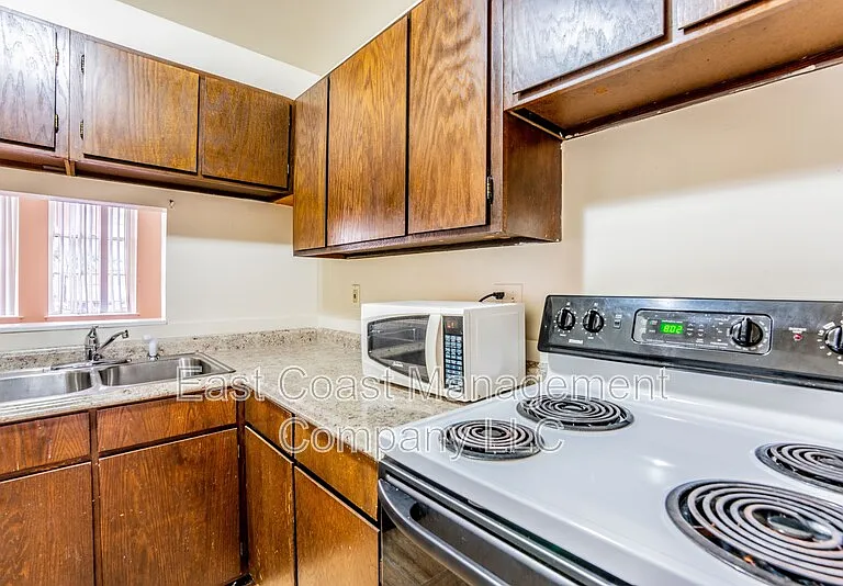 1502 E Baltimore St #1 — Photo 10