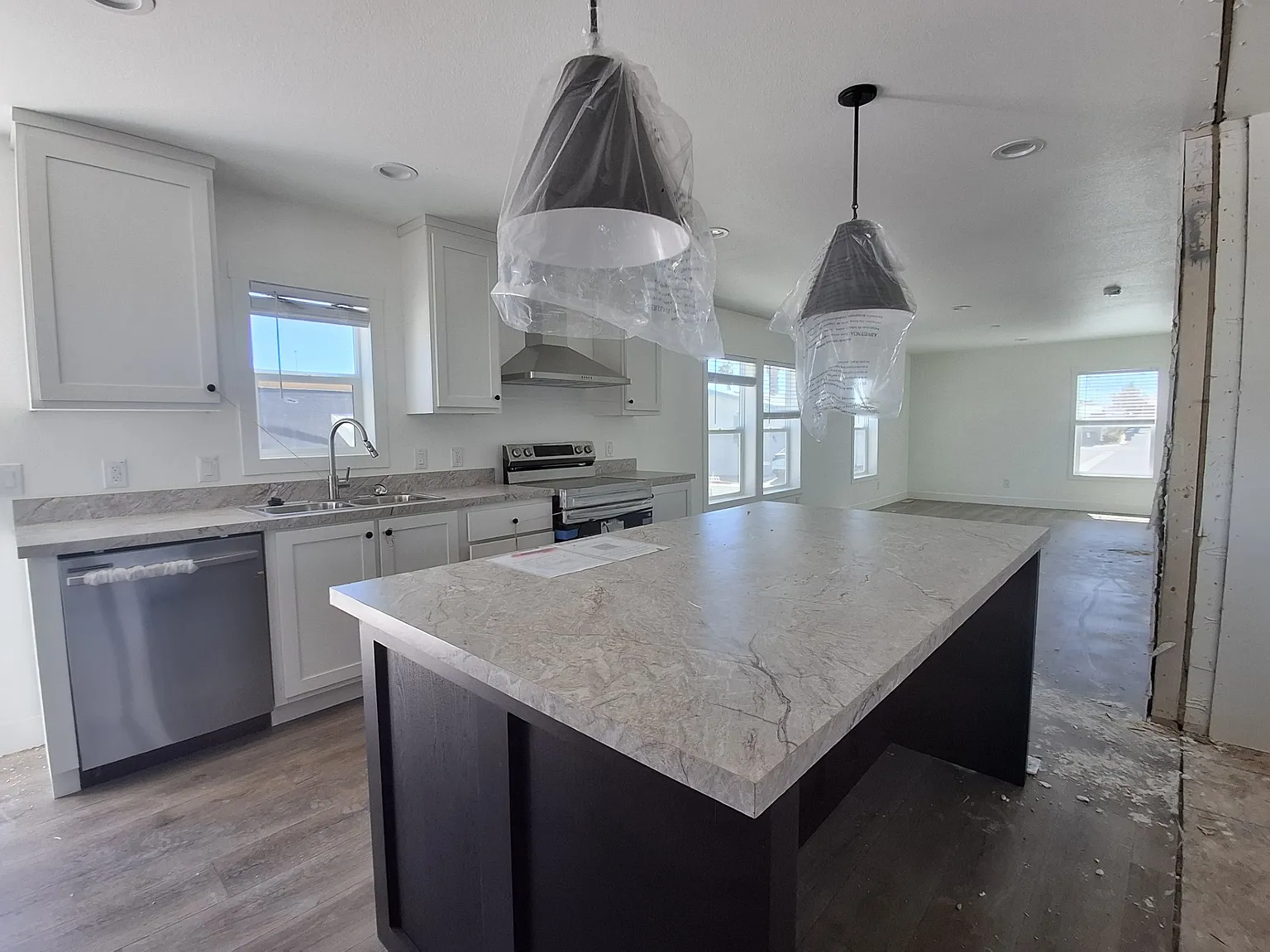 Maycliff Estates — Photo 2