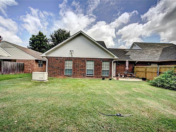 3rd image of 101 Aloys Cir
