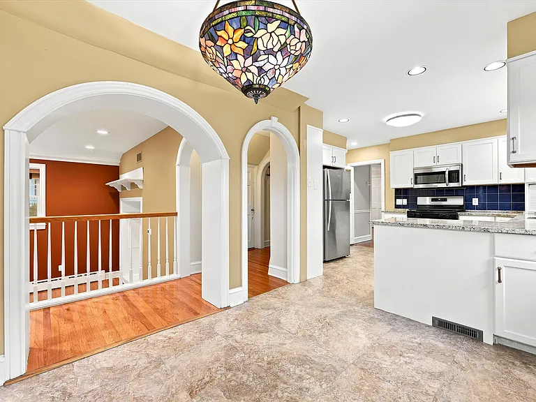 1356 Arbordale Rd — Photo 13