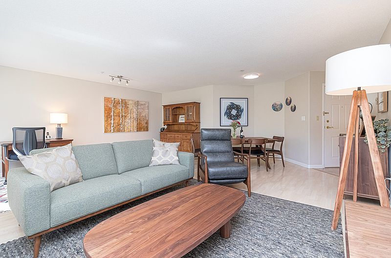 Victoria Apartment for rent - 2 Bedrooms — photo 3