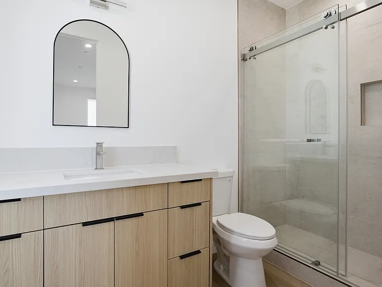 16108 Leadwell St — Photo 13