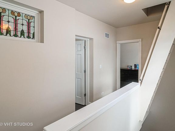4th image of 250 W Washington Blvd #C