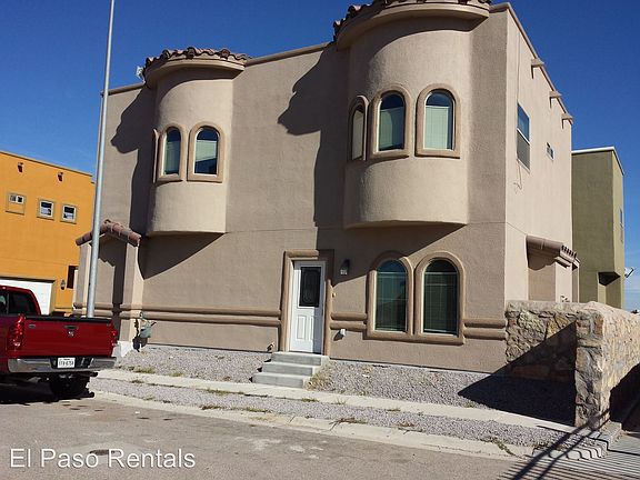 4th image of 12273 Gaudi Way