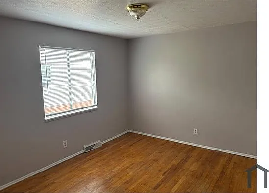 2160 Thurmont Rd — Photo 8