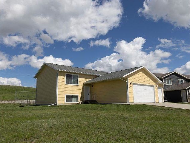 1st image of 752 Bear Tooth Ct