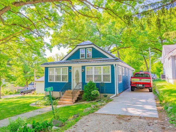 107 Highwood Dr, Edgerton, WI 53534