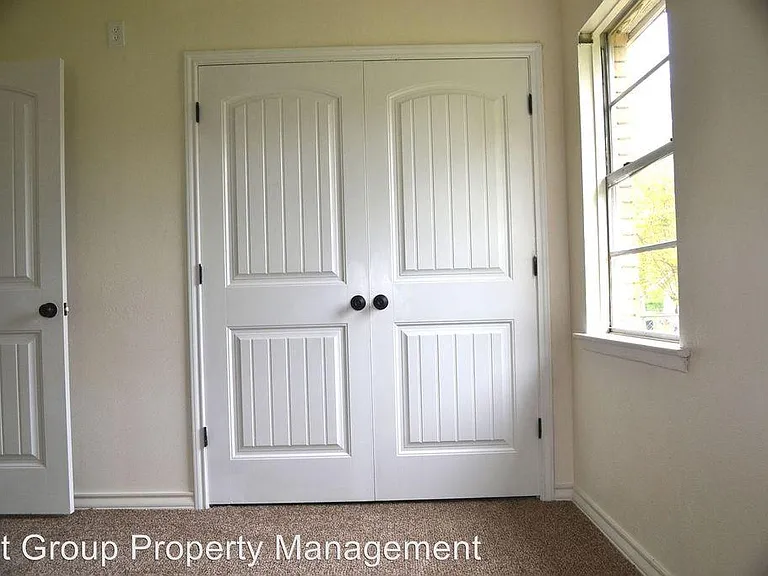 1618 Harley Dr — Photo 8