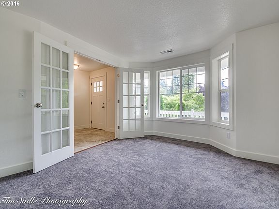 2nd image of 123 NW 49th Cir