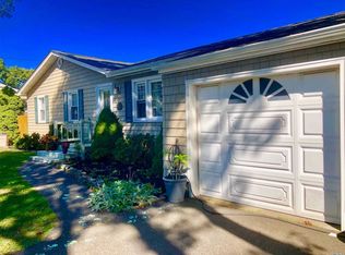 697 Chester Rd, Sayville, NY 11782