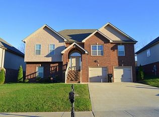 2493 Senseney Dr, Clarksville, TN 37042
