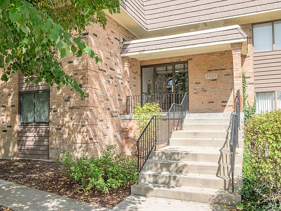 2nd image of 1925 Tall Oaks Dr Unit 3707