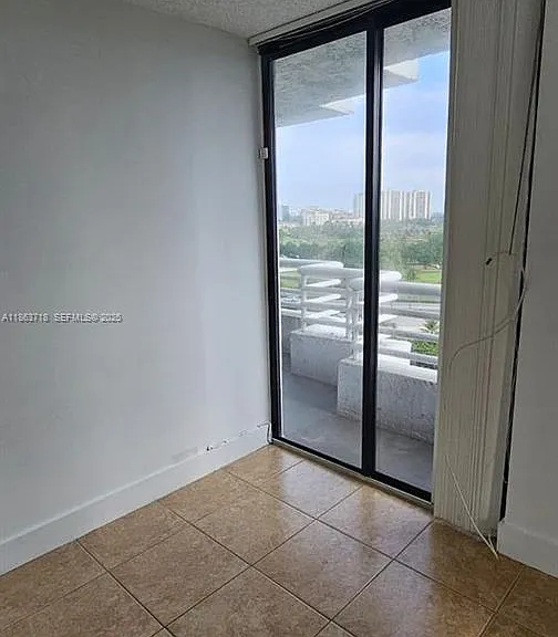 3300 NE 192nd St #1012 — Photo 10