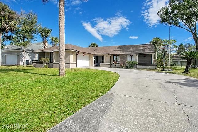 1st image of 2363 Amberly Ave