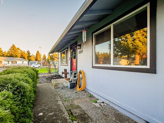 3rd image of 14009 NE 43rd St