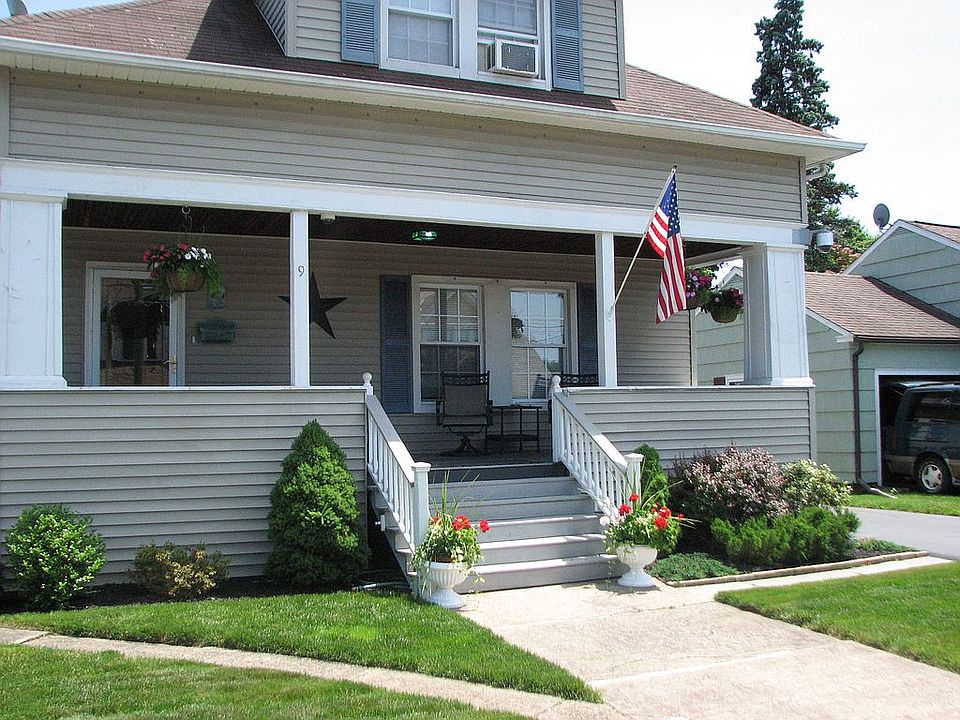 1st image of 9 Kellogg Ave