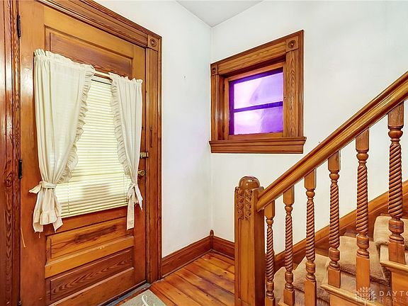 4th image of 322 Hickory St
