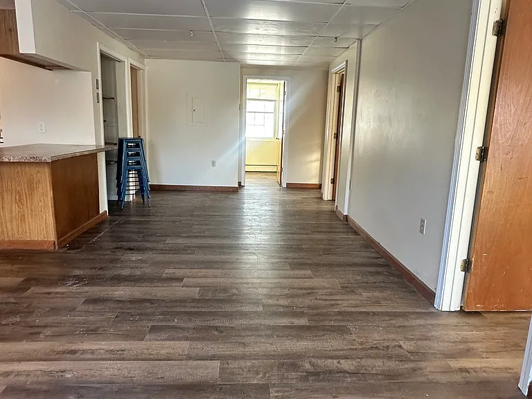 324 Main St #14 — Photo 4
