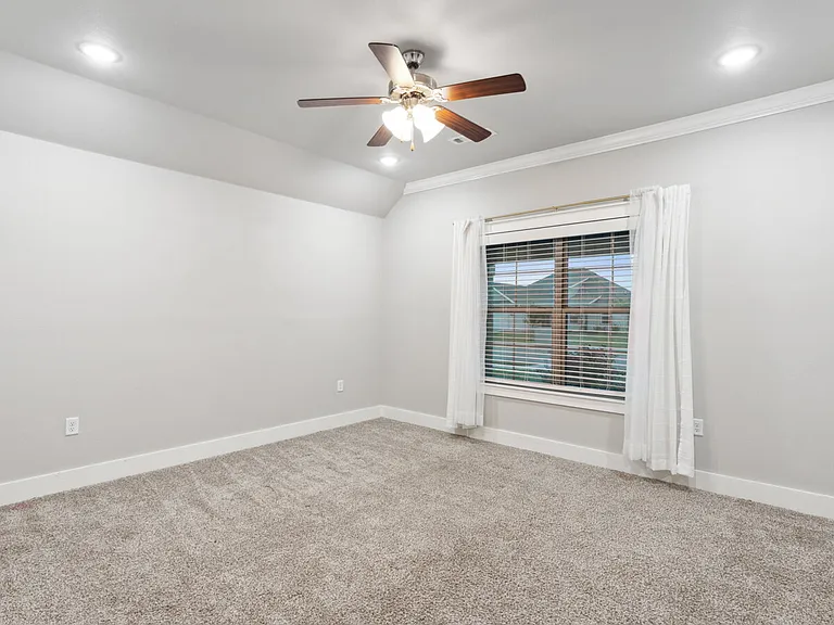 1902 E Endura Park Dr — Photo 13