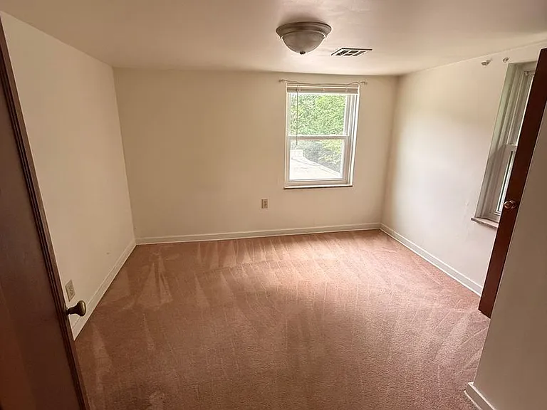 4955 Bull Creek Rd — Photo 6