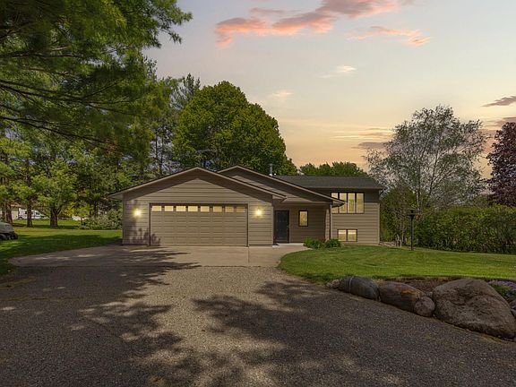 3rd image of 10545 First Timberlane Dr