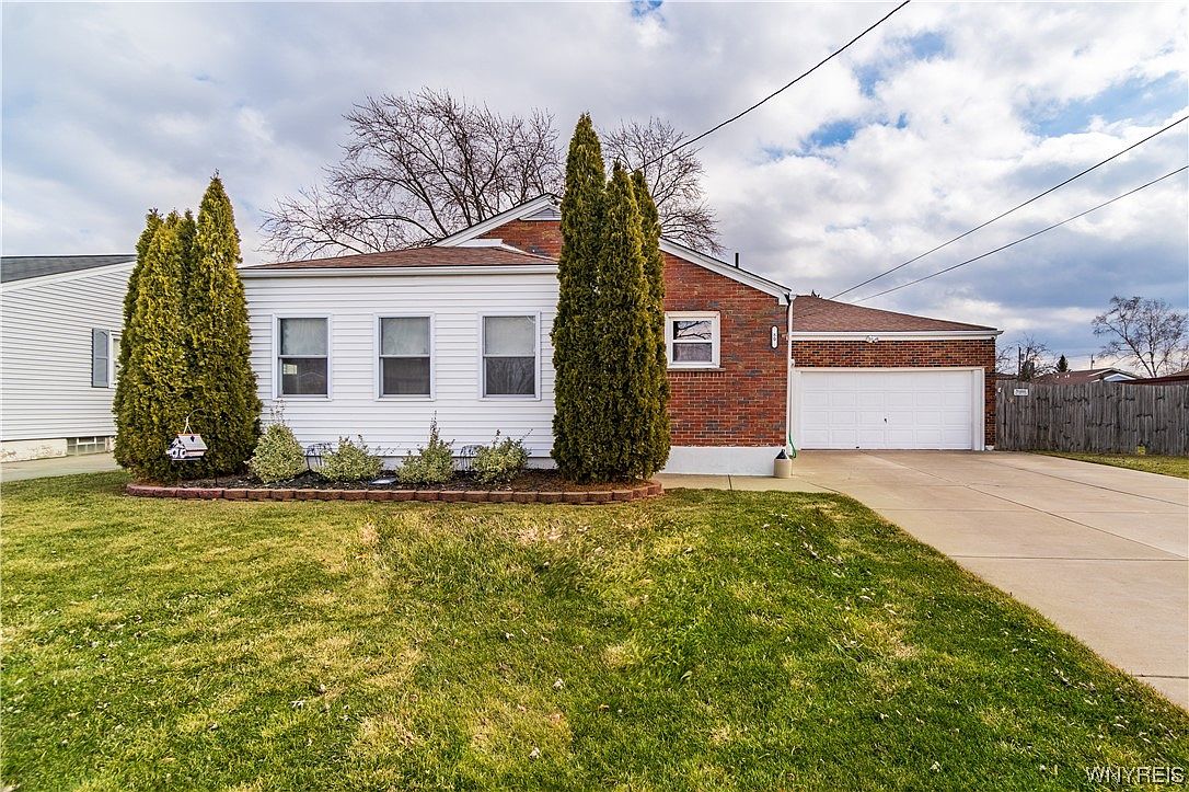 80 Deuro Dr, Niagara Falls, NY 14304 Zillow