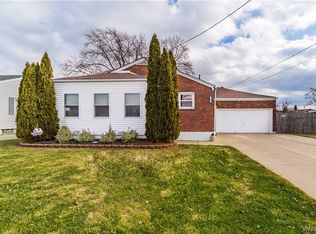 80 Deuro Dr, Niagara Falls, NY 14304
