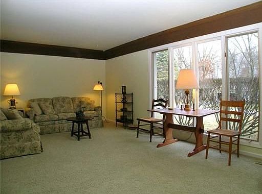 3rd image of 4601 Sandstone Dr