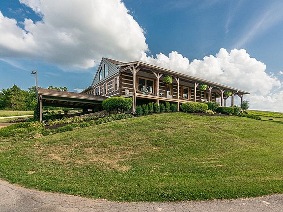 4th image of 812 New Shackle Island Rd