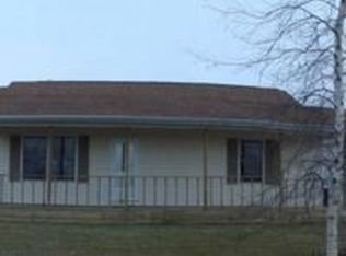 8422 Bass Rd, Manito, IL 61546