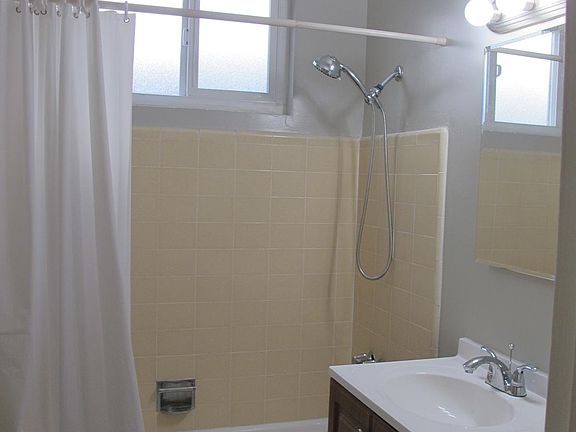 4th image of 353 W Doran St APT O