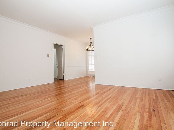 2nd image of 8316 Blackburn Ave #9928220